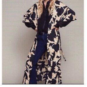 Maison Du Soir Selena Black & Mustard Gold Floral Kimono L/XL Black Floral Crepe